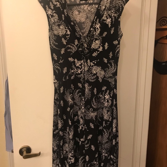 Dress - Picture 3 of 6